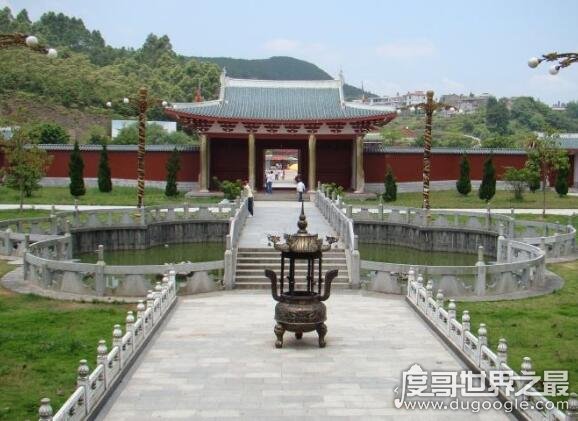 中国最大的少林寺是哪个，嵩山少林寺(中国5大少林寺排名)