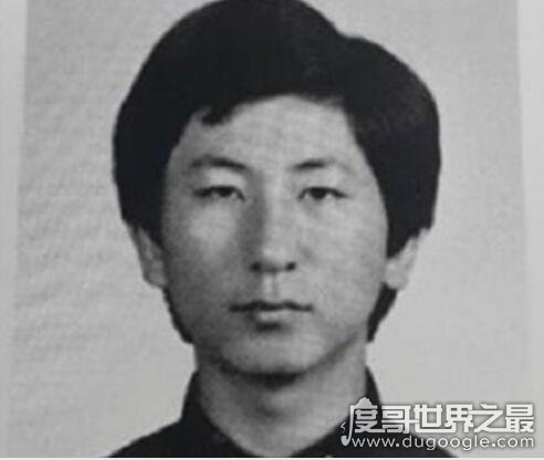 韩国电影杀人回忆凶手原型被抓，因奸杀小姨子被捕入狱(服刑25年)
