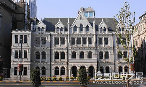 世界上最早的银行，创于1580年的威尼斯银行(中国最早1897年)