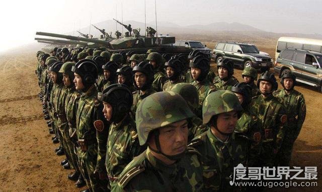 中国部队中一个师多少人，常规陆军师为1.2万人(空军只有2千人)