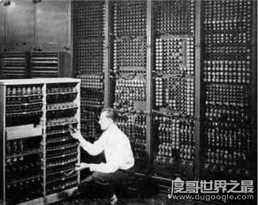电子计算机发明于哪一年，1946年在美国问世(为研制导弹而生)