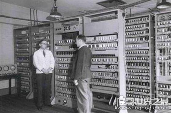 电子计算机发明于哪一年，1946年在美国问世(为研制导弹而生)