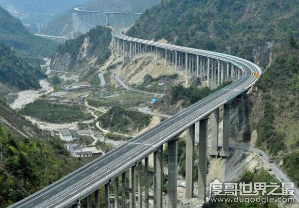 世界上最长的桥梁，丹昆特大桥全长164.851公里(开车要2小时走完)