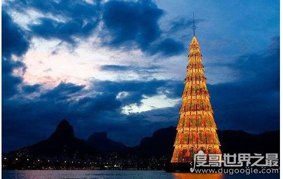 世界上最大的人工圣诞树，巴西圣诞树打破记录(高85米/重542吨)