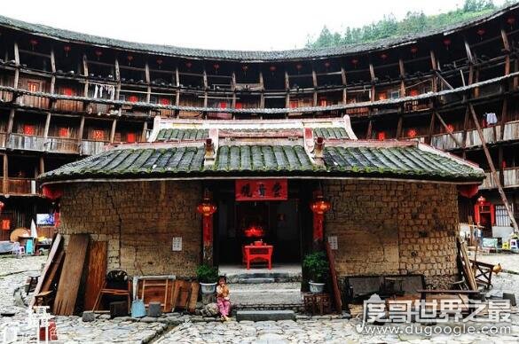 中国最古老最大的圆楼，裕昌楼(建筑面积6358.2平方米)