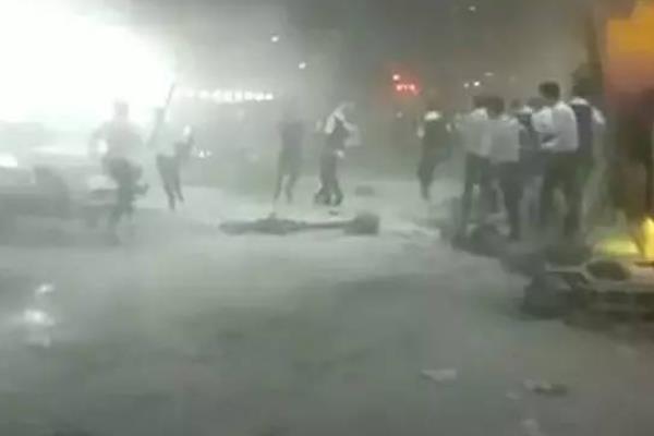 上海南汇酒吧斗殴事件原因:因纠纷引发斗殴(2死5伤)