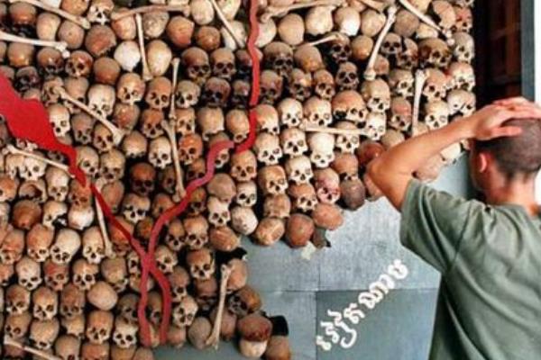 红色高棉大屠杀:左倾政策导致三百万人死亡(骷髅堆成山)