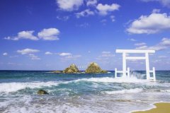 日本福冈旅游景点：丝岛半岛是海滩天堂(夏日最佳休闲地)