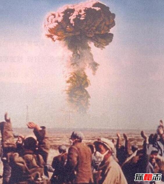 1978年罗布泊食人蜥蜴事件，罗布泊核爆炸死千条巨蜥