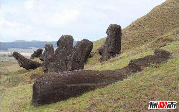 复活节岛石像之谜：高20米重90吨如何运输(或是外星人到访证据)