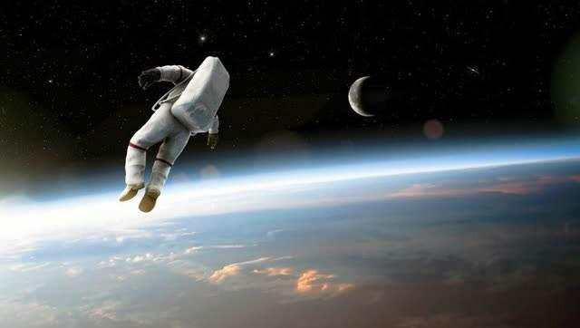 太空人会落地到地球表面吗？答案是不可能