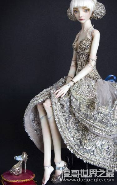 世界上最贵的洋娃娃，钻石芭比娃娃排第五(第一售价4200万)
