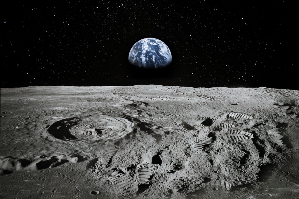 出现在月球背面的巨大异物 和外星生命有关吗（纯属虚构）