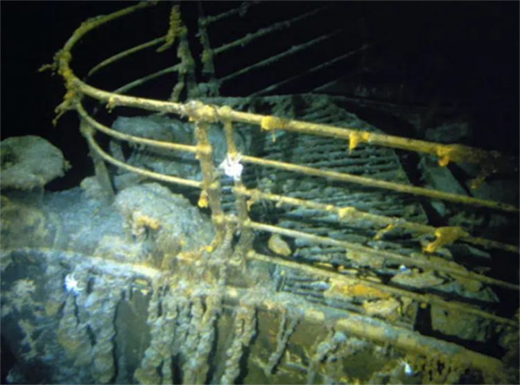 “泰坦尼克”号残骸探索视频 第一次向世界公开（泰坦尼克号）