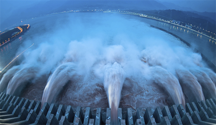 探秘世界最大的水利枢纽工程：三峡水利枢纽工程