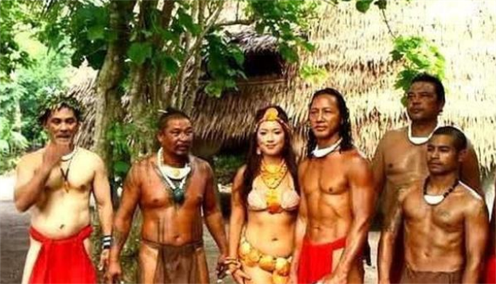 太平洋上的原始部落 地位全靠牙齿来分辨（部落生活）