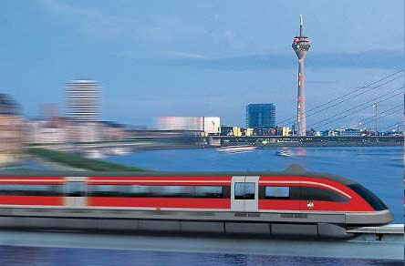 世界上速度最快的火车，超导磁悬浮列车（来自日本）