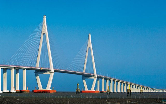世界最长跨海大桥，全长36公里，意义重大（在中国）
