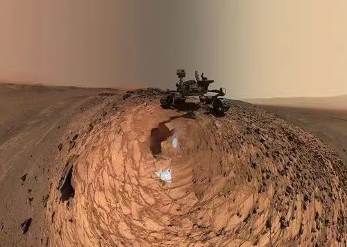 真实火星表面 好奇号在这发现了奇怪的物体（火星研究）