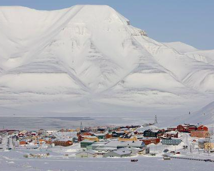 地球最安静的地方，世界上离北极最近的城市（仅有1800位居民）