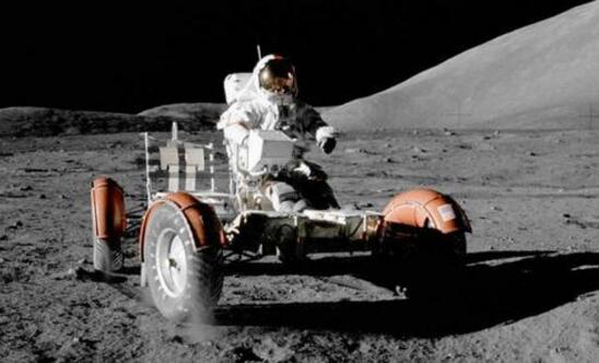 美国阿波罗登月骗局，从未登上过月球(被骗十几年)