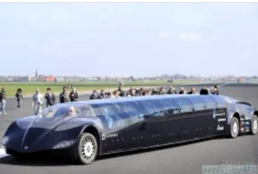 世界上最快的公共汽车，造价七千多万（电池车）