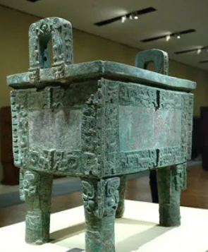 世界上最大的青铜器是什么，来自于河南安阳的司母戊鼎