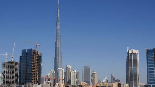 世界上最高的建筑是什么，哈利法塔高达828米楼层总数162层