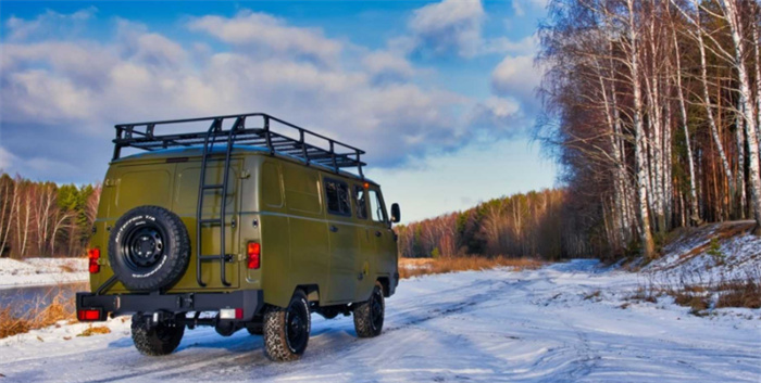 俄罗斯最强的全地形运输车 性能多强大（超级运输车）