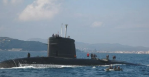 世界上最小的潜艇，迷你轻巧便于隐藏（攻击核潜艇）