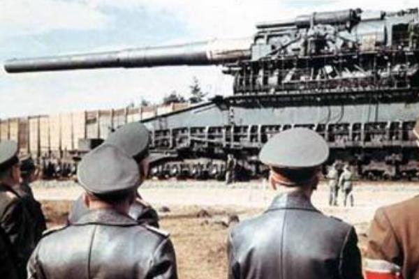 世界上最大的远程火炮，能够射穿2米厚的墙壁