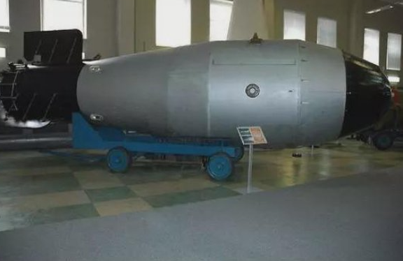 世界上最强的核弹，相当于一亿吨的TNT炸药