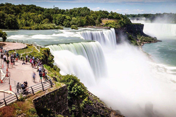 世界上水流量最大的瀑布，宛如人间仙境
