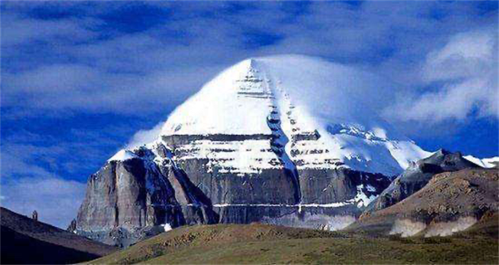 西藏的巨型金字塔 有着古老的历史 数量惊人（确有其事）