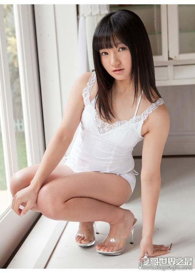 第10位　西永彩奈 A罩杯