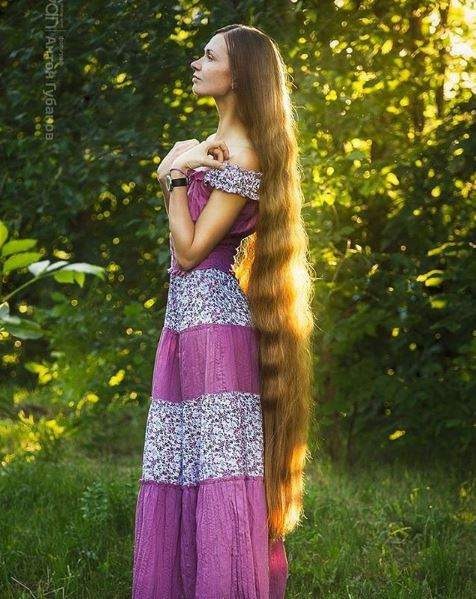 俄罗斯长发公主 美丽人鱼秀发以外还有芭比身材