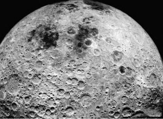 中国不公布月球背面，另有隐情/月球背面发现外星人