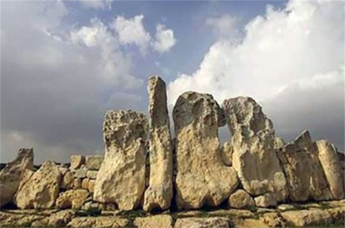 世界上最古老的石块建筑 用大珊瑚石建造(成立于1600年前)