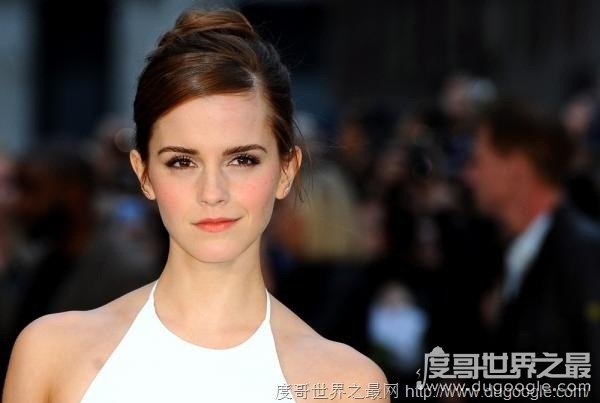 女神艾玛·沃特森喜事将近？Emma Watson收服男友家人