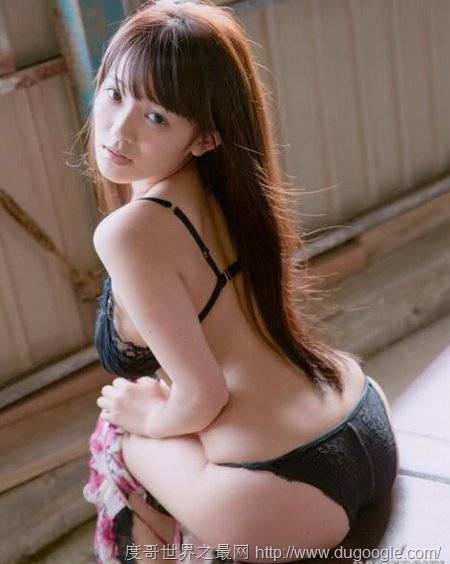 漂亮萝莉独占三席 2017年日本最热卖写真女星TOP10