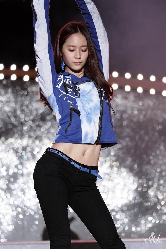韩国最完美身材女星排行榜，AOA金雪炫排第一(性感照欣赏)