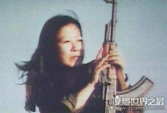 日本赤军女皇重信房子，毛泽东女粉丝在中国被捕