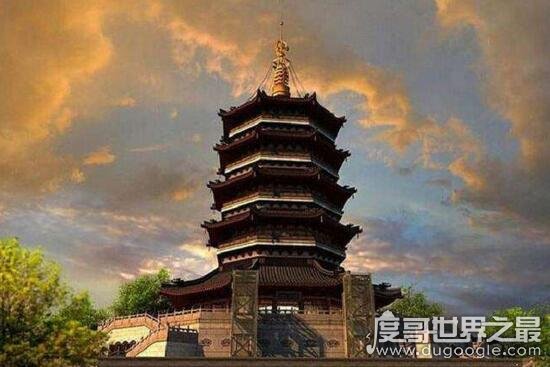 关于雷峰塔的传说故事，塔下千年地宫藏有珍贵宝藏