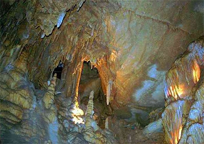 世界上最长的洞穴 由255条地下通道组成(猛犸洞)