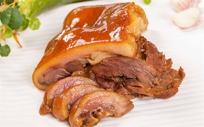 很多人都喜欢的猪头肉 为啥高档饭店没有（猪头肉）