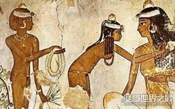 世界上第一个朝代，公元前3200年左右（埃及王朝）