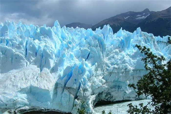 世界上最大的冰川 和法国国土面积相当(南极大陆冰川)