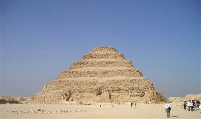 神秘的古埃及究竟如何起源  考察金字塔   （神秘金字塔）