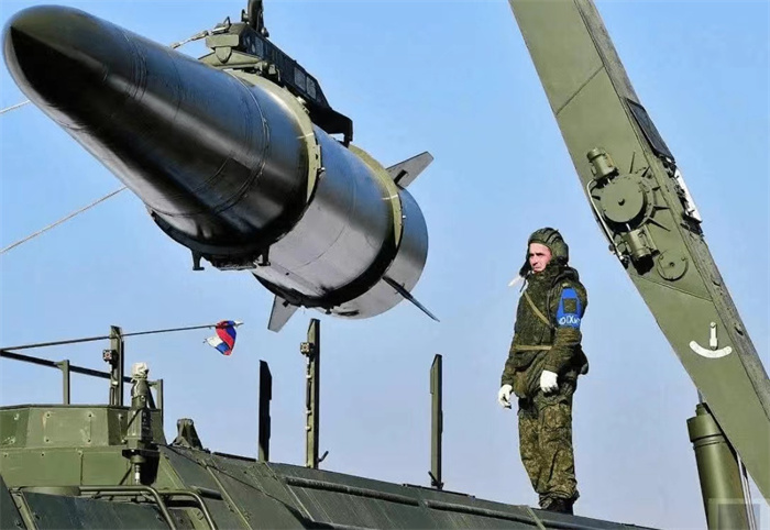 俄罗斯巡航导弹试射 技术突破 射程超长？（军事装备）