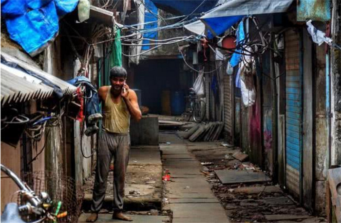 印度最大的贫民窟 到底是什么样子？（印度贫民窟）